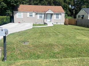 Jordan P.'s lawn care services service result