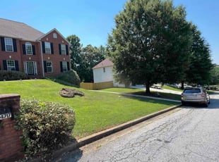 Daniel L.'s lawn service service result