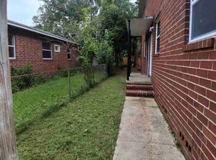 Lloyd F.'s grass maintenance service result