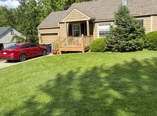 Linda B.'s lawn care service result