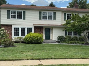 Tara A.'s lawn maintenance service result