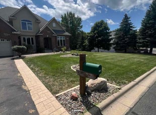 Linda L.'s Leaf Removal service result