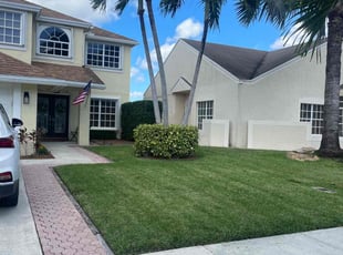 Shiela B.'s lawn maintenance service result