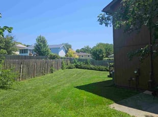Robert S.'s lawn care services service result