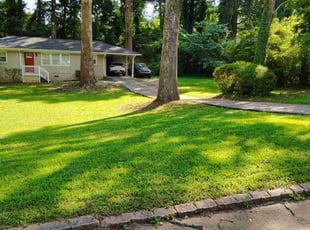 Karl B.'s lawn maintenance service result
