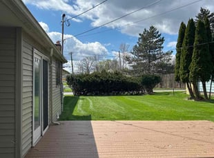 Matthew R.'s Bush Trimming service result