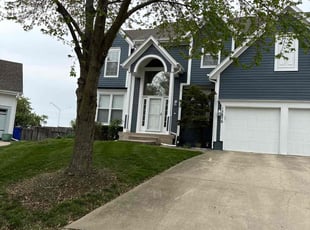 Sandra B.'s grass maintenance service result