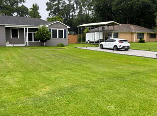 Linda G.'s grass cutting service result