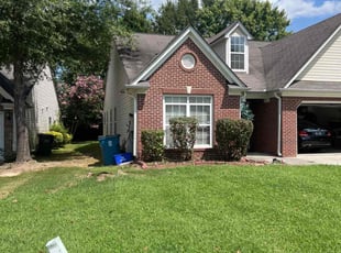 Roxanne B.'s turf maintenance service result