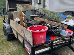 Dominique J.'s Haulaway service result