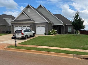 Wanda S.'s lawn maintenance service result