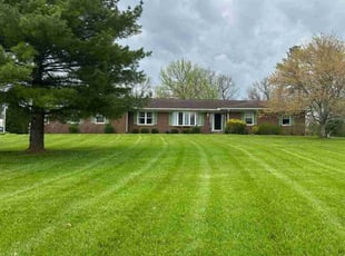 Colleen S.'s grass maintenance service result
