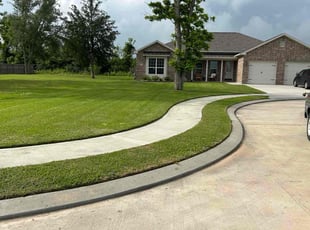 Donna W.'s yard service service result