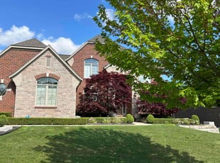 Katie M.'s lawn care services service result