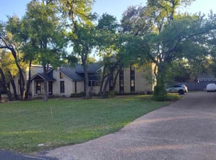 Lynn E.'s lawn maintenance service result