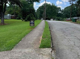 Kimberly R.'s grass maintenance service result
