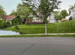Gerardo J.'s grass maintenance service result
