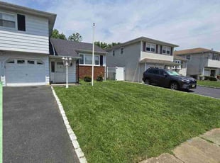 Sara F.'s grass cutting service result