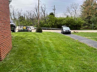 Christina o.'s lawn maintenance service result
