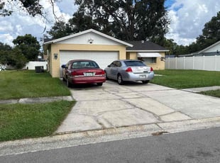 Joyce C.'s lawn care services service result