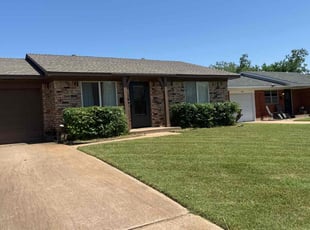 Amy G.'s Bush Trimming service result