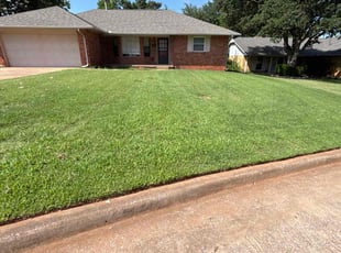 Jessica M.'s lawn care service result