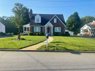 Amy M.'s lawn maintenance service result