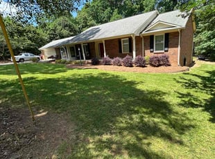 Brett S.'s lawn care service result