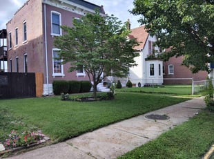 Jen A.'s lawn maintenance service result