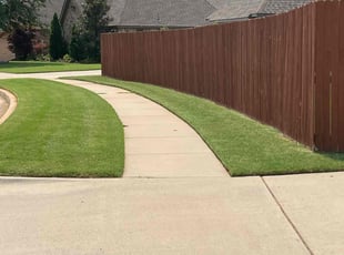 Kendal F.'s lawn maintenance service result