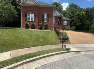 Jennie H.'s lawn care services service result