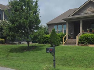 Erika D.'s lawn care services service result