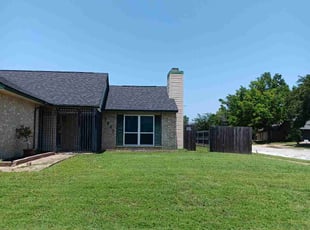 Metroplex L.'s grass maintenance service result