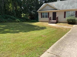 Angela F.'s lawn maintenance service result