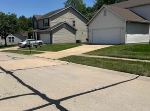 Rachel L.'s turf maintenance service result