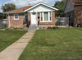 Meghan J.'s lawn service service result