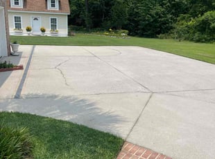 Derrick B.'s yard maintenance service result