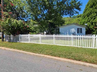 Stephen F.'s lawn service service result