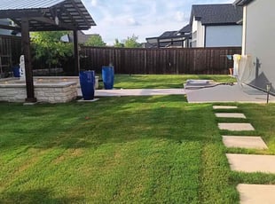 Alice L.'s Bag Clippings service result