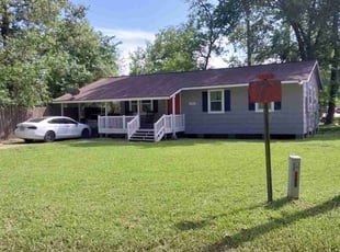 Shannon S.'s lawn service service result