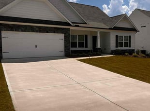 Kim H.'s grass cutting service result