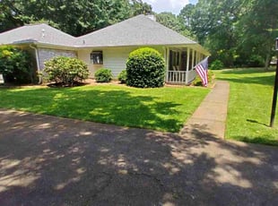 Charles L.'s lawn service service result