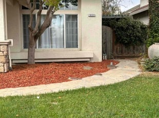 Rosslyn W.'s lawn service service result