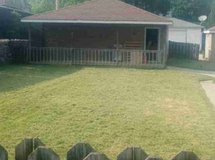 Zak R.'s turf care service result