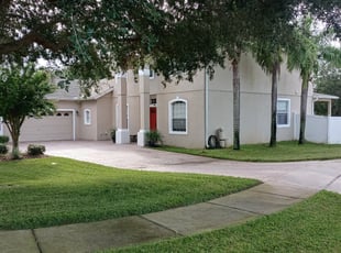 Stephanie P.'s turf maintenance service result