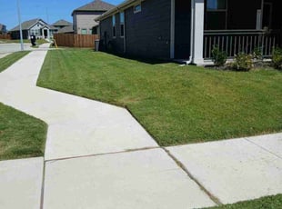 Rebecca S.'s lawn maintenance service result