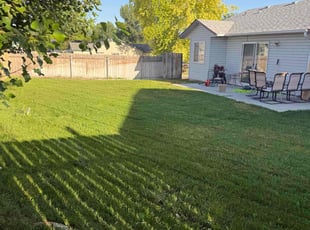 Leroy G.'s lawn service service result