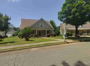 Jaimie K.'s lawn care services service result