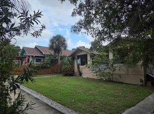Rian S.'s lawn maintenance service result