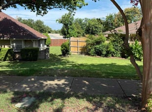 Kylie H.'s lawn care services service result
